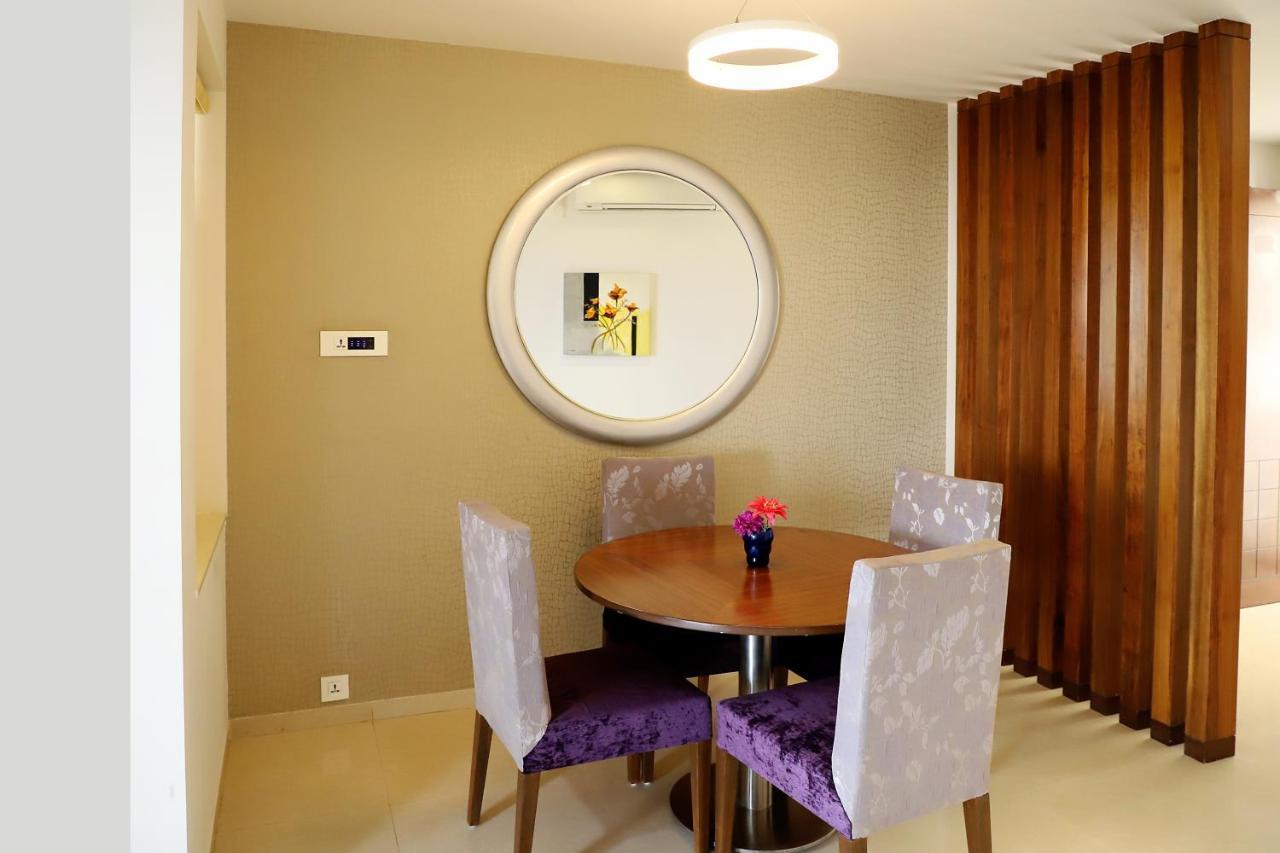 Quality Inn Patria Suites, Rádžkót Exteriér fotografie